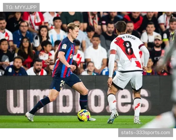 凯恩与莱万：终结模式从单点强攻转向体系化渗透