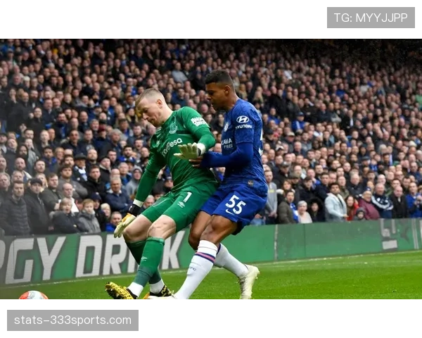 切尔西主帅执教稳定性受到质疑，对球队赛季成绩形成压力