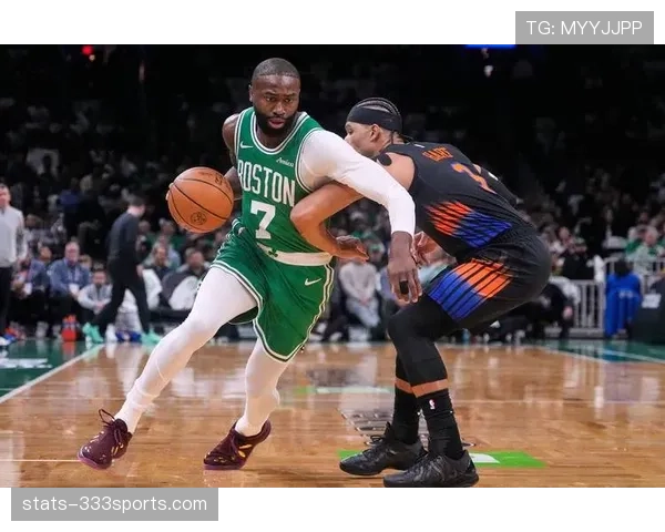 杰伦·布朗利用挡拆拉开空间提升得分效率明显优于季后赛对手